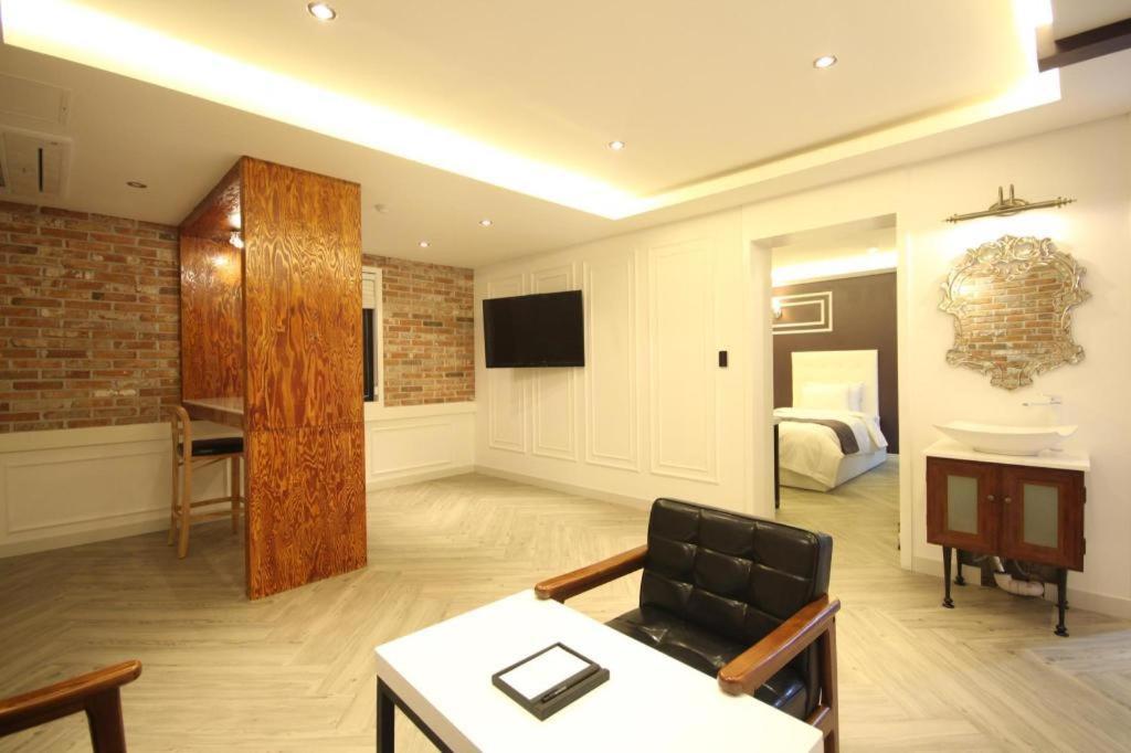 Gray Hotel Μπουσάν Εξωτερικό φωτογραφία