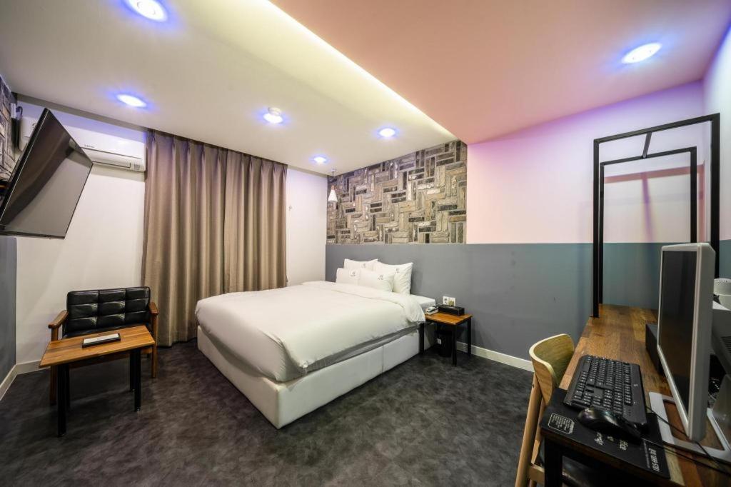 Gray Hotel Μπουσάν Εξωτερικό φωτογραφία